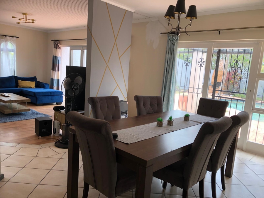 To Let 4 Bedroom Property for Rent in Blue Bend Eastern Cape
